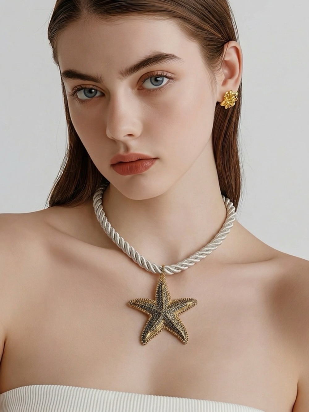 Starfish rope necklace